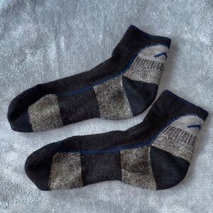 Darn Tough merino wool socks M cushioned